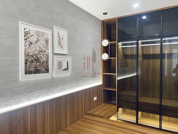 LLQ HOUSE